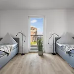 Pier 18 דירה